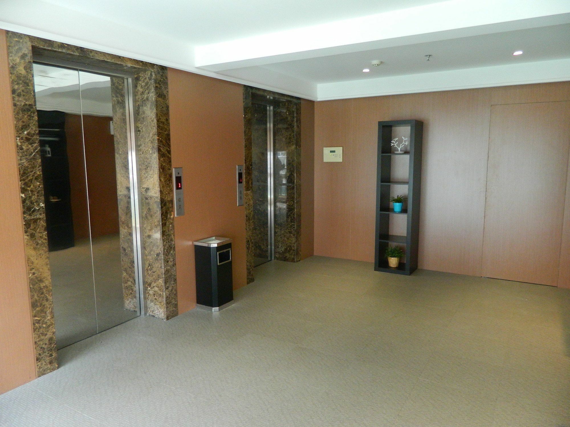 Coinfamily Hotel Shanghai Eksteriør bilde